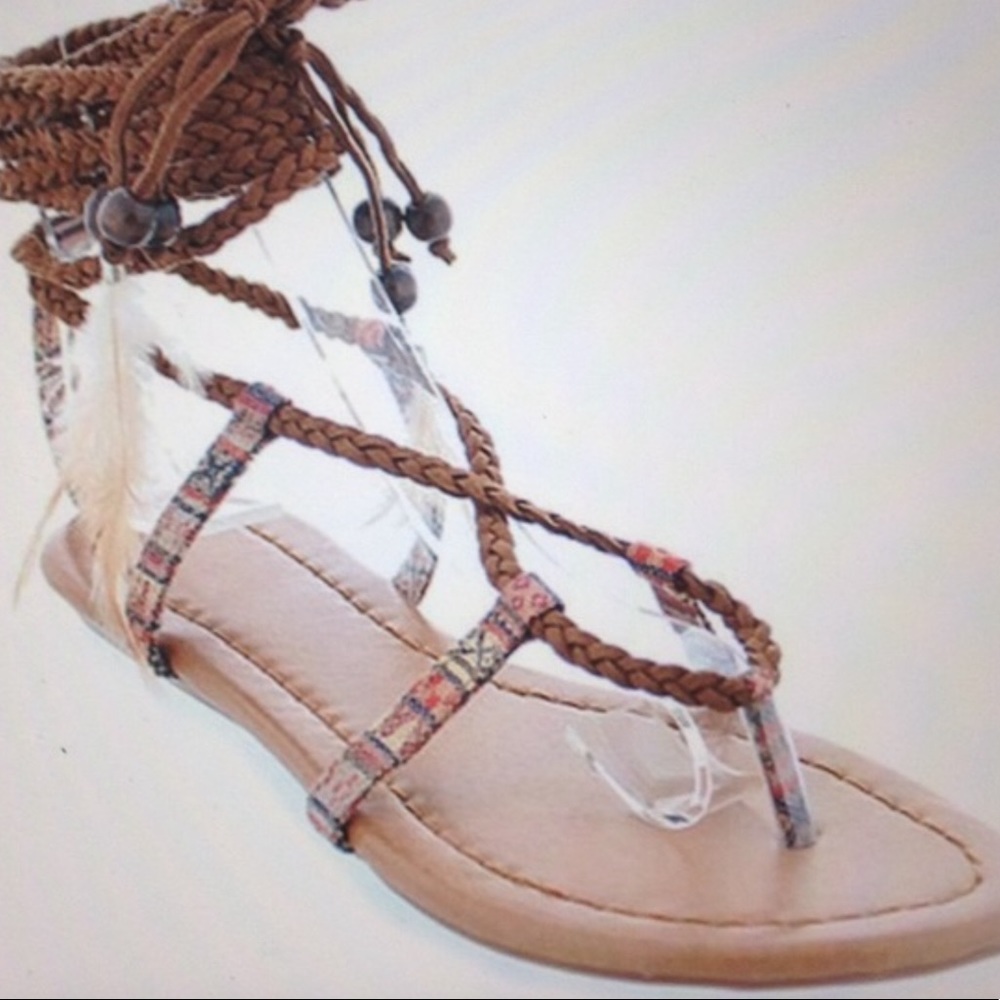 SIZE 7-BRAID LACE UP-PRICE FIRM-😍😍HOST PICK😍😍 - Picture 2 of 8